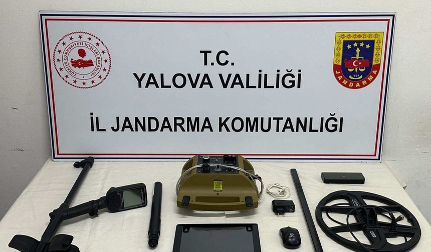 Altınova’da Kaçak Kazıya Suçüstü: 2 Şüpheli Jandarma Tarafından Yakalandı