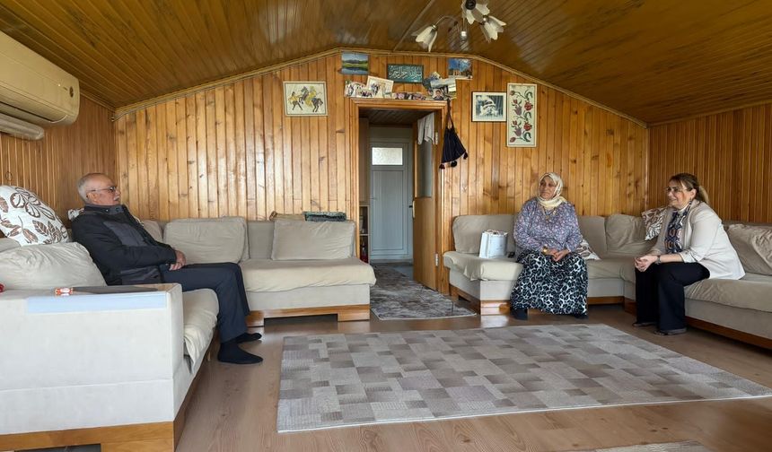 Altınova’da Bayramda Anlamlı Ziyaret: “Büyüklerimiz En Değerli Hazinemiz”