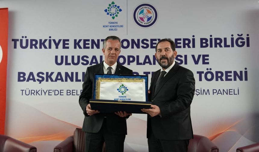 Türkiye Kent Konseyleri Birliği’nde Bayrak Değişimi: Görev Eskişehir’e Devredildi