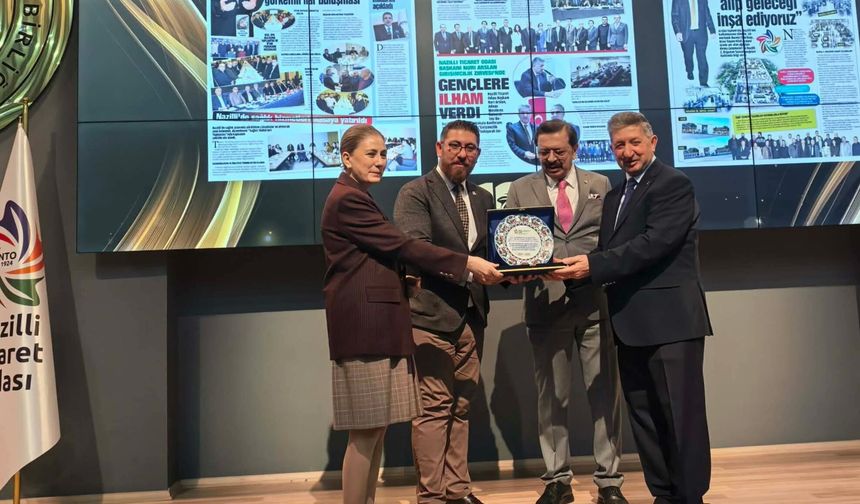 Nazilli Gazeteciler Cemiyeti’ne Anlamlı Plaket