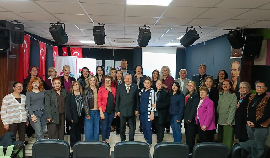 Yalova Kent Konseyi Kadın Meclisi Genel Kurulu Yapıldı: Yeni Dönem Hedefleri Belirlendi