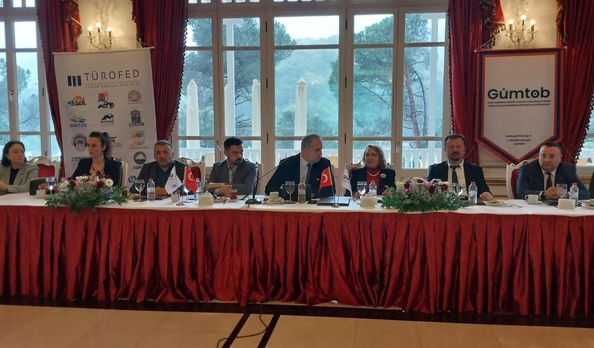 Yalova Turizm Sektörü Toplantısı Gerçekleşti: Sektörün Sorunları ve Hedefleri Masaya Yatırıldı