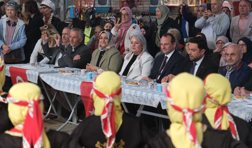 Çiftlikköy’de Kadın El Emeği Pazarı Yeni Sezonu Açtı