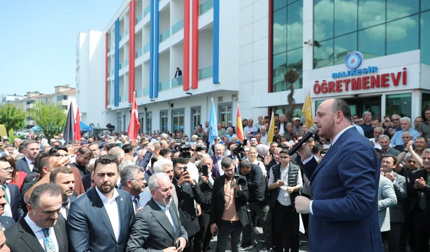 Ahmet Büyükgümüş’ten CHP Kurultay Tartışmalarına Sert Tepki: “Herkes Haddini Bilsin”