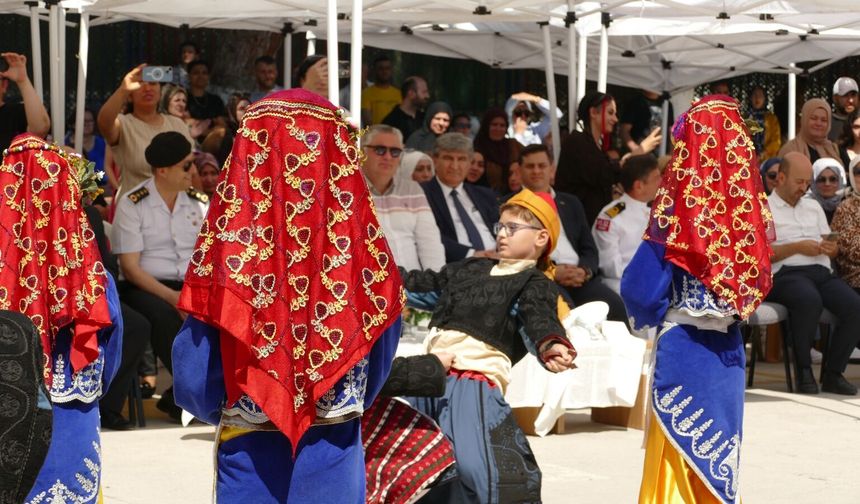 Yalova’da Karne Heyecanı Yaşandı