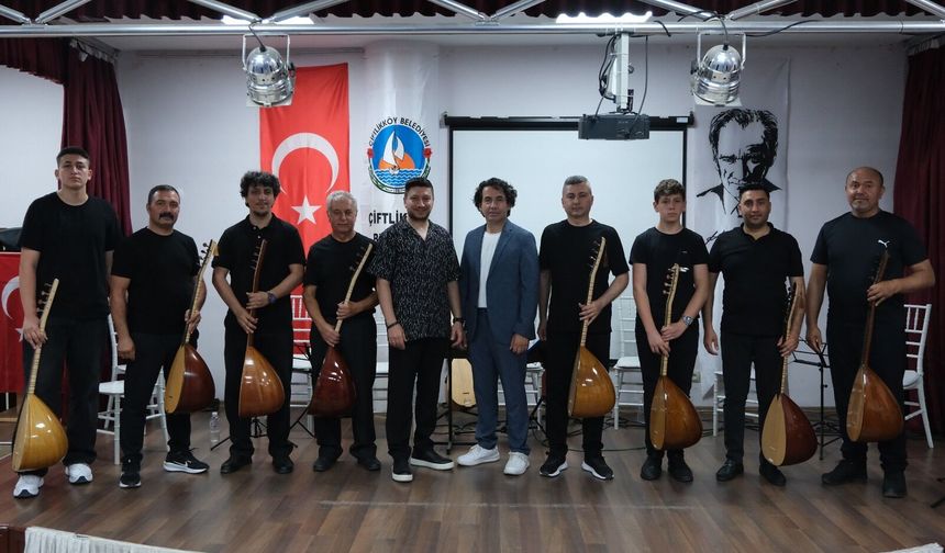 Çiftlikköy’de Türkü Dolu Gece