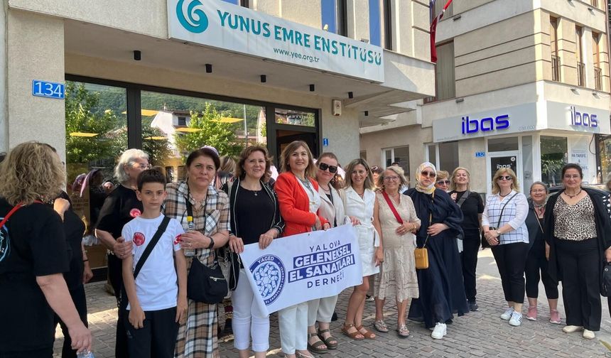 YAGED ve Turkuaz Derneği Kosova’da Gönüllere Dokundu: Prizren’de “Evlad-ı Fatihan’ın” Sergisi Büyük İlgi Gördü