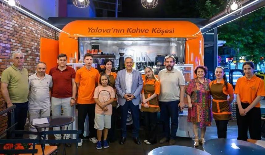 Yalova'nın Kahve Köşesi Ya-Ka Açıldı: Öğrencilerin Emeğiyle Hizmet Verecek