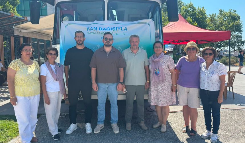 Yalova'da "Kan Bağışıyla Hayata Pas Ver" Etkinliği Yoğun Katılımla Gerçekleşti