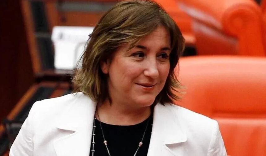 Ak Parti'de Acı Gün: Azize Sibel Gönül Yaşamını Yitirdi