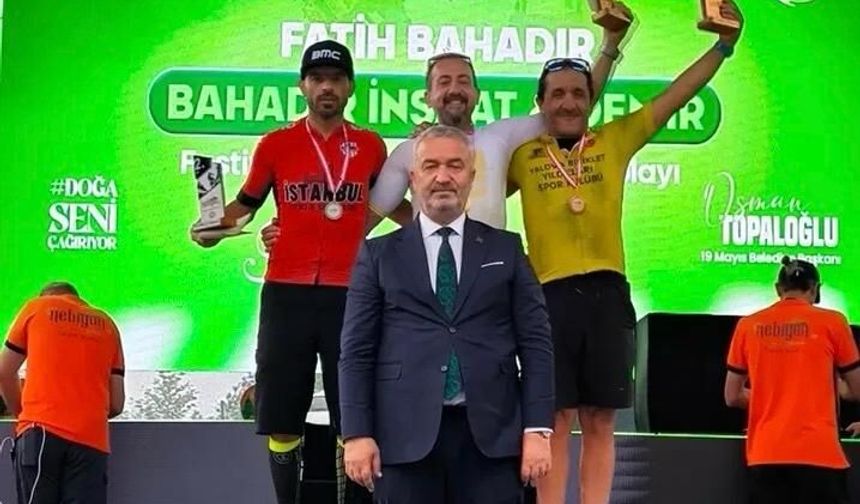Nebiyan'da Yalovalı Bisikletçilerden Kürsü Başarısı