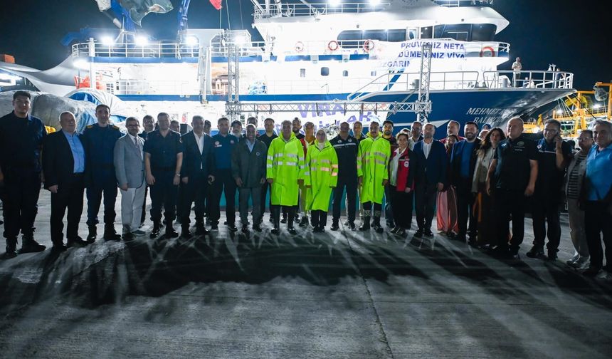Armutlu Kapaklı Köyü’nde 2026-2027 Balıkçılık Av Sezonu Coşkusu: "Pruvanız Neta, Dümeniniz Viya Olsun!"