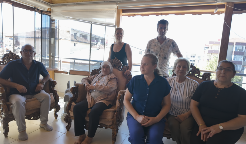 Güvercin İşgali! 18 Daireli Site 3 Yıldır Pislik İçinde