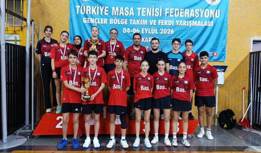 Yalova’nın Genç Masa Tenisçileri Marmara Şampiyonu Oldu