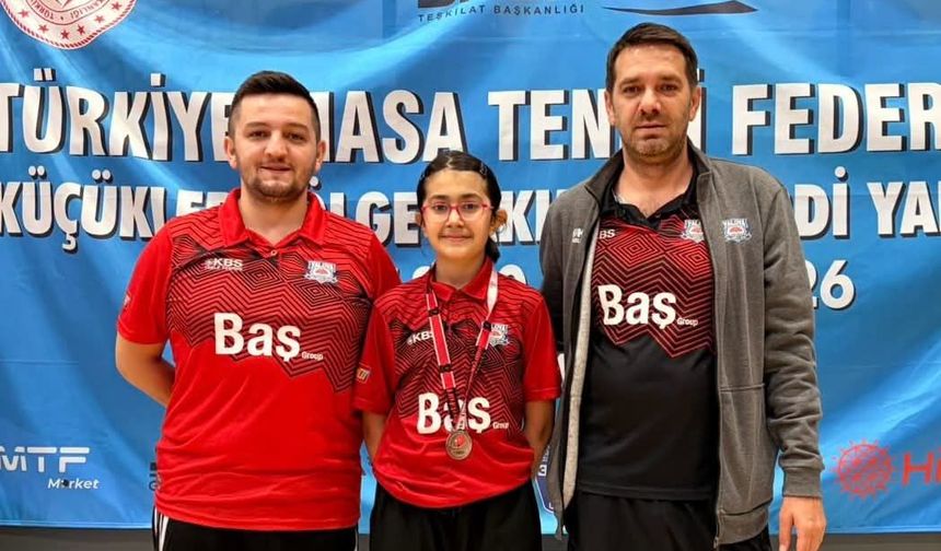 Esma Taşdan’dan Masa Tenisinde Büyük Başarı: Marmara İkincisi Oldu