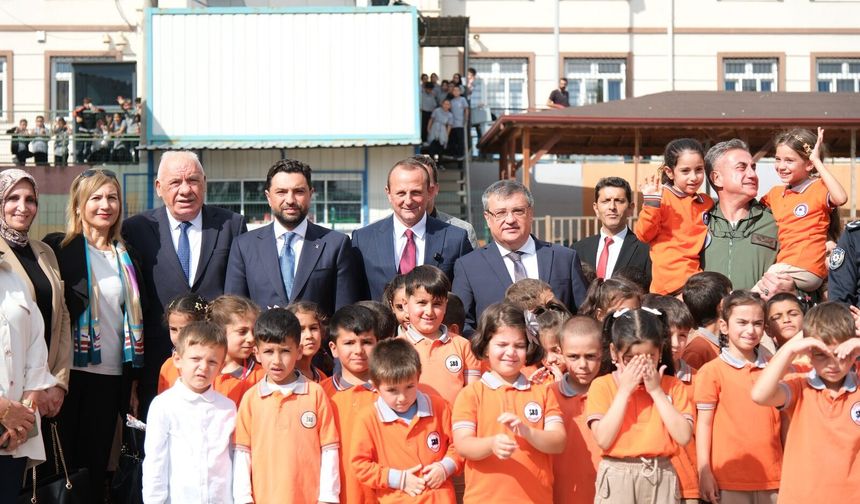Çiftlikköy’de 10 Bin Öğrenci Yeni Eğitim Öğretim Yılına Başladı