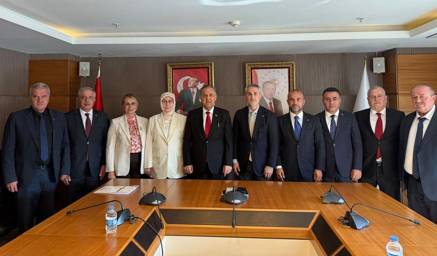 Yalova’da Spor Yatırımları İçin Protokoller İmzalandı: İlçelere Yeni Tesisler