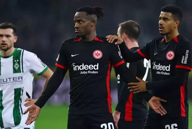 Batshuayi, Eintracht Frankfurt Ile İlk Maçında Gergin Anlar Yaşadı