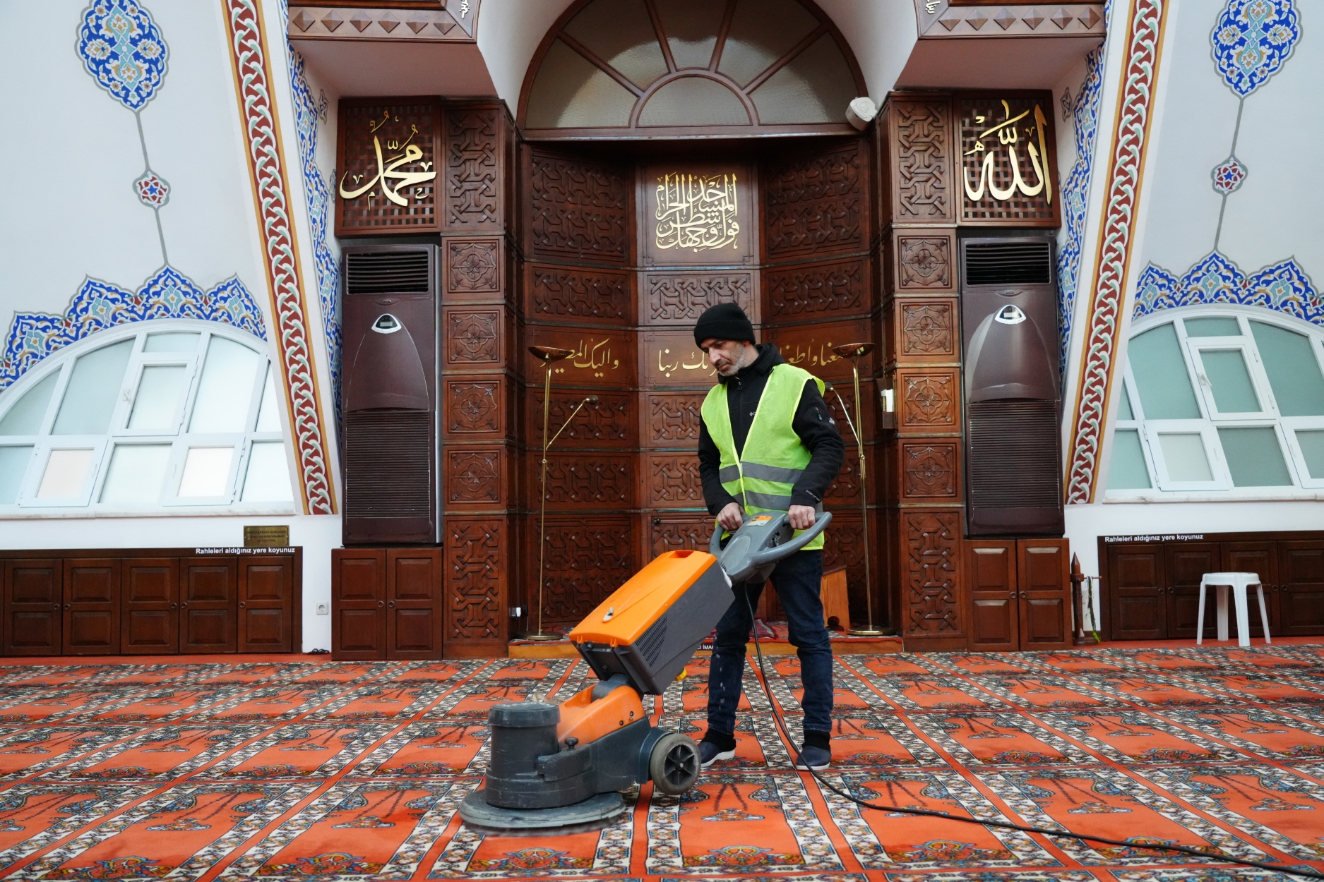 Kadıköy’de Ramazan Temizliği: 73 İbadethane Detaylı Temizleniyor-3