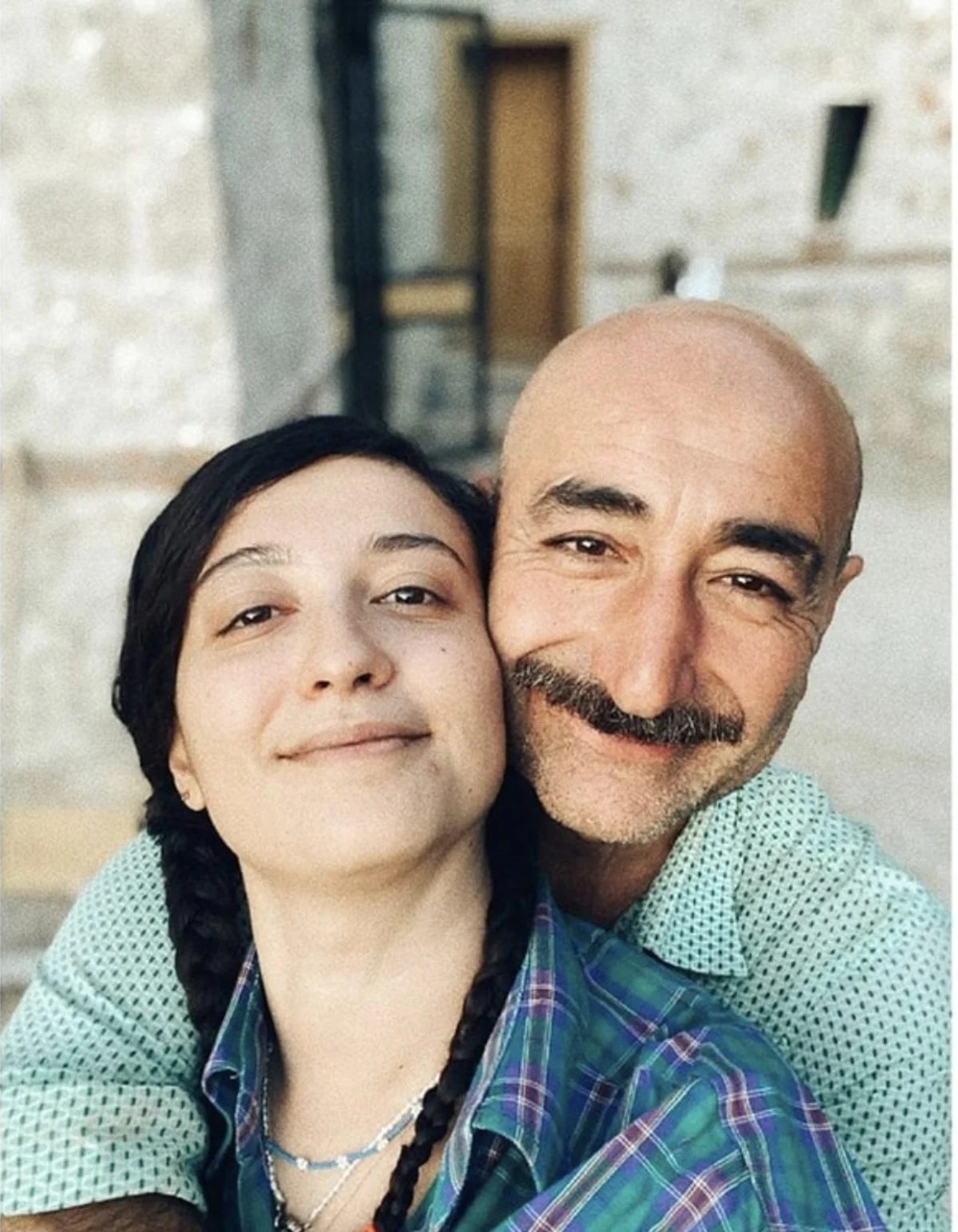 Melike Şahin Sahnede Eşine Aşkını Haykırdı