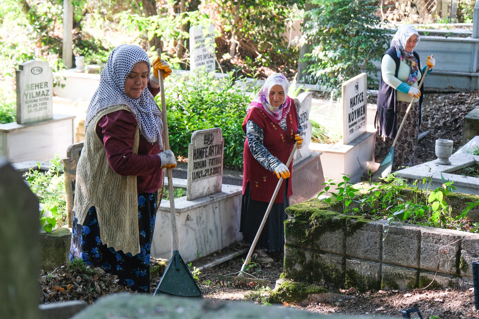 Çiftlikköy’de Huzurlu Ziyaret İçin Temizlik1