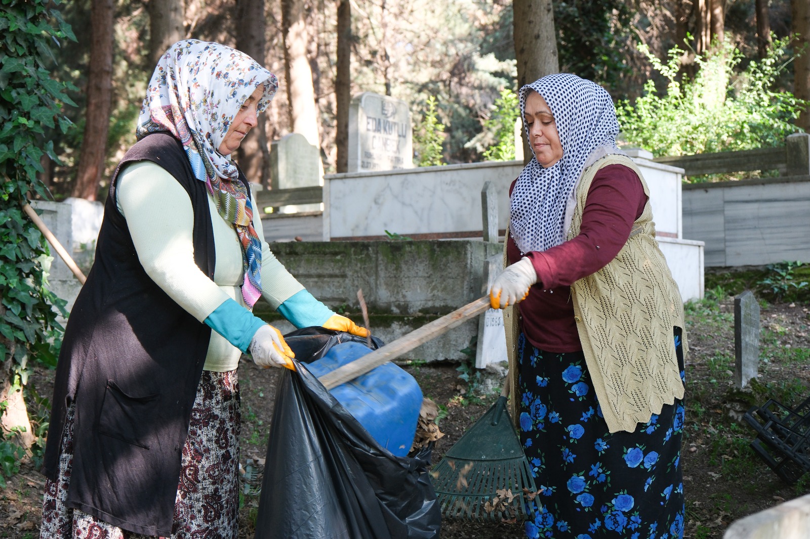 Çiftlikköy’de Huzurlu Ziyaret İçin Temizlik2
