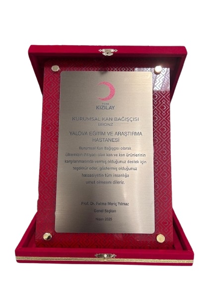 Yalova Hastanesi’ne Kızılay’dan Bronz Madalya