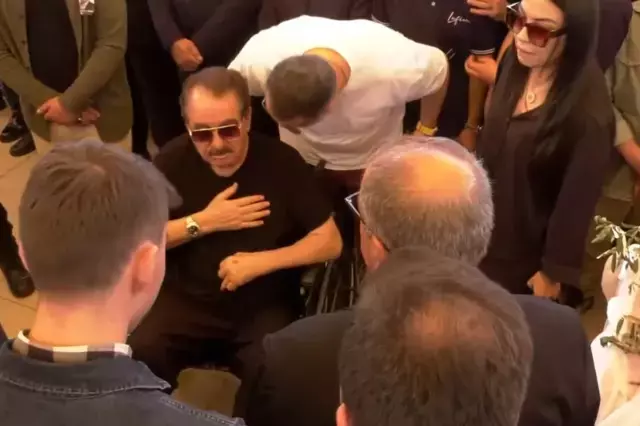 Yilmaz Erdogan Sirri Sureyya Onder In 18588388 2736 M