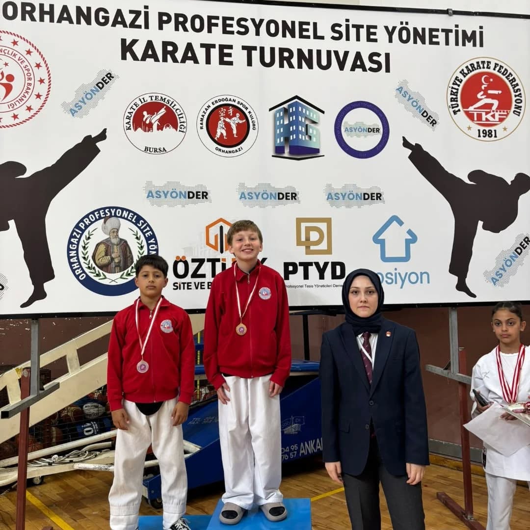 Çiftlikköy’ün Karate Yıldızları Orhangazi’den 7 Madalya3