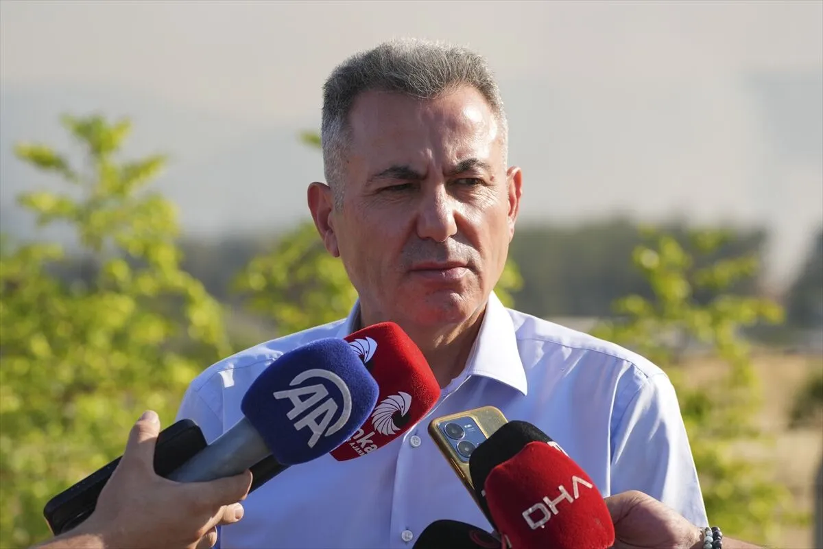 İzmir Bornova’daki Yangın Kontrol Altında