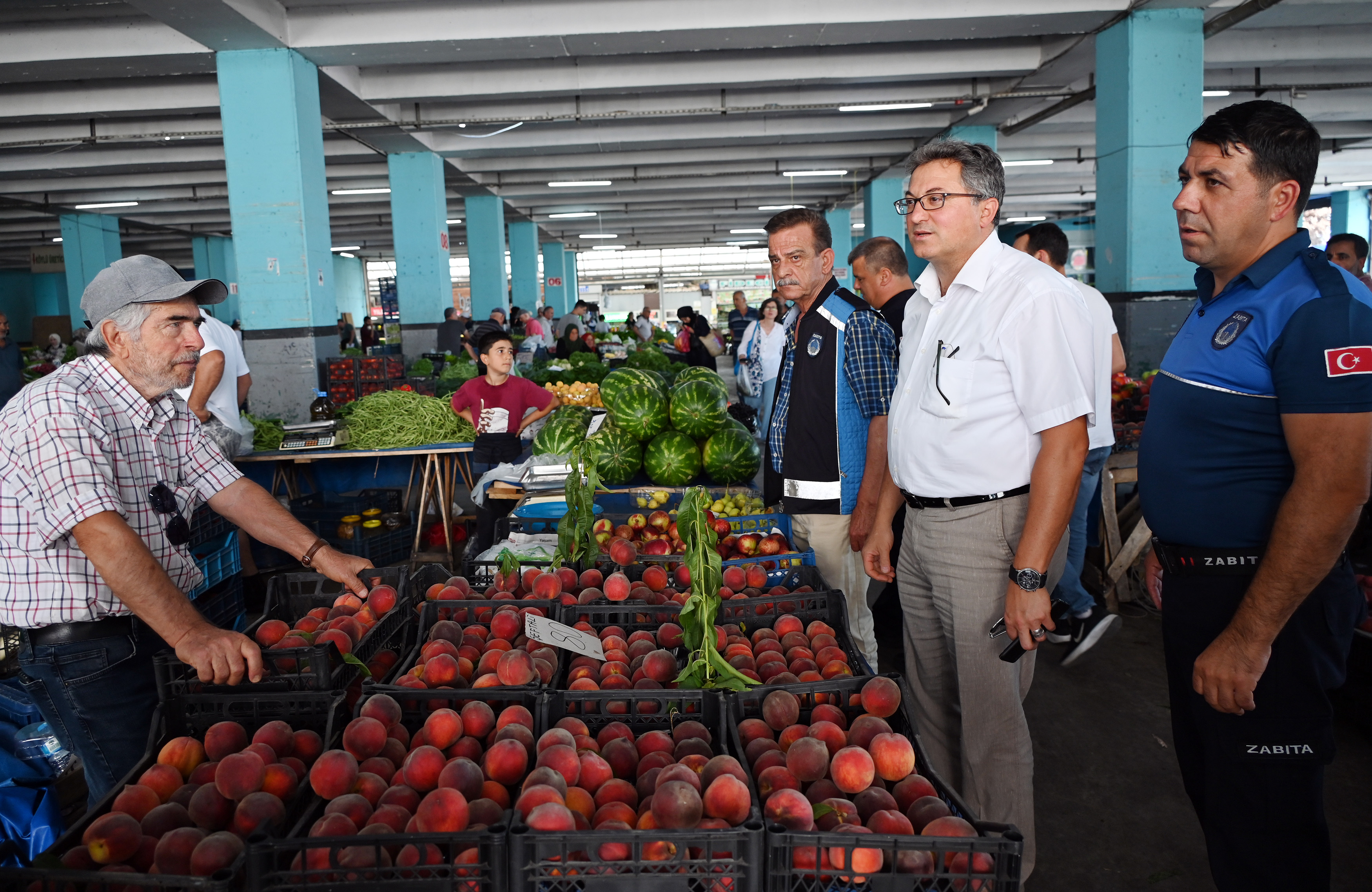 Yalova Belediyesi’nden Pazar Ve Marketlere Ürün Künyesi Denetimi3