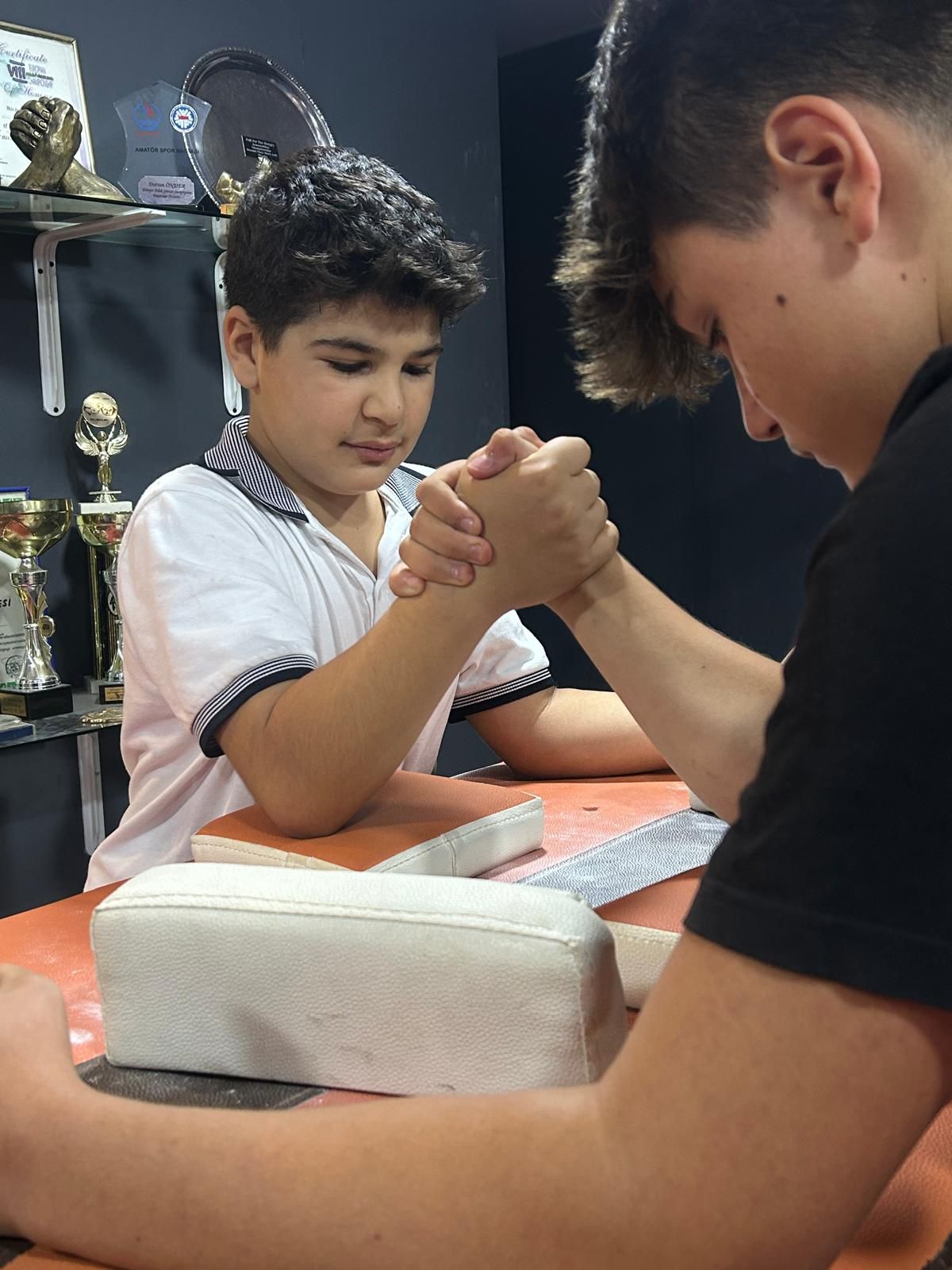 Bi̇lek Güreşi̇ (3)