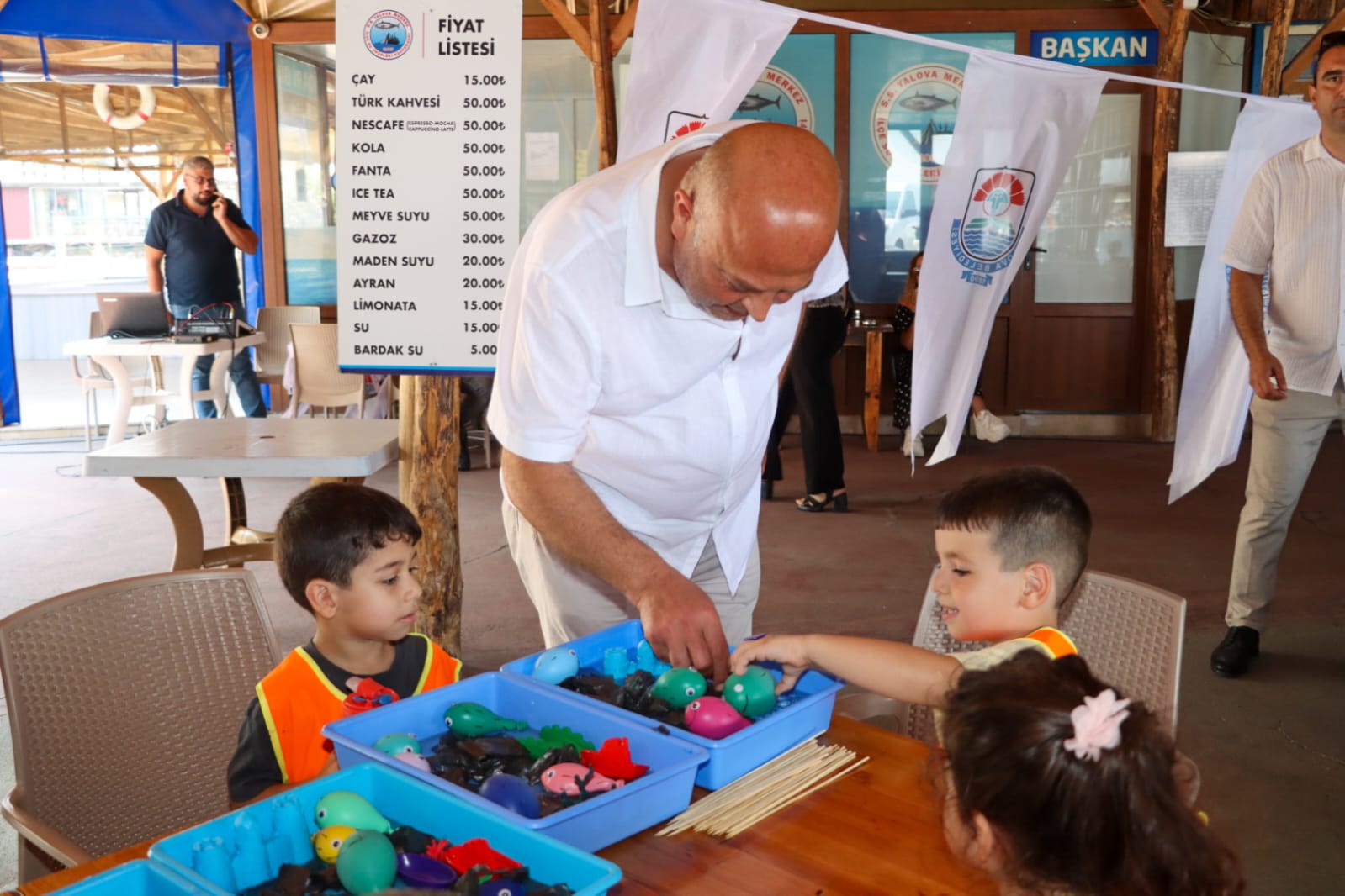 Mavi̇ Yarinlar (4)