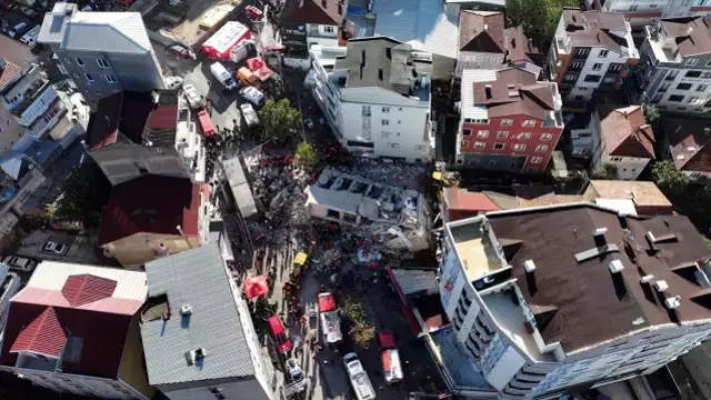 Gebze De Yikilan Binada Zamanla Mucadele 19197640 3375 M