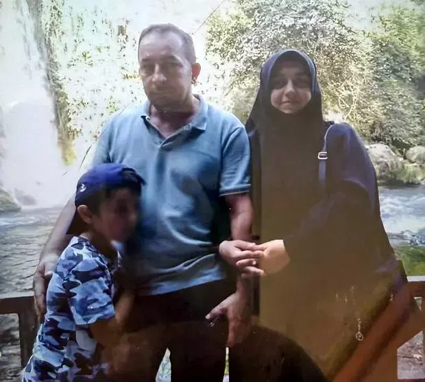 Gebze De Yikilan Binanin Etrafindaki 8 Bina 19197640 3810 M