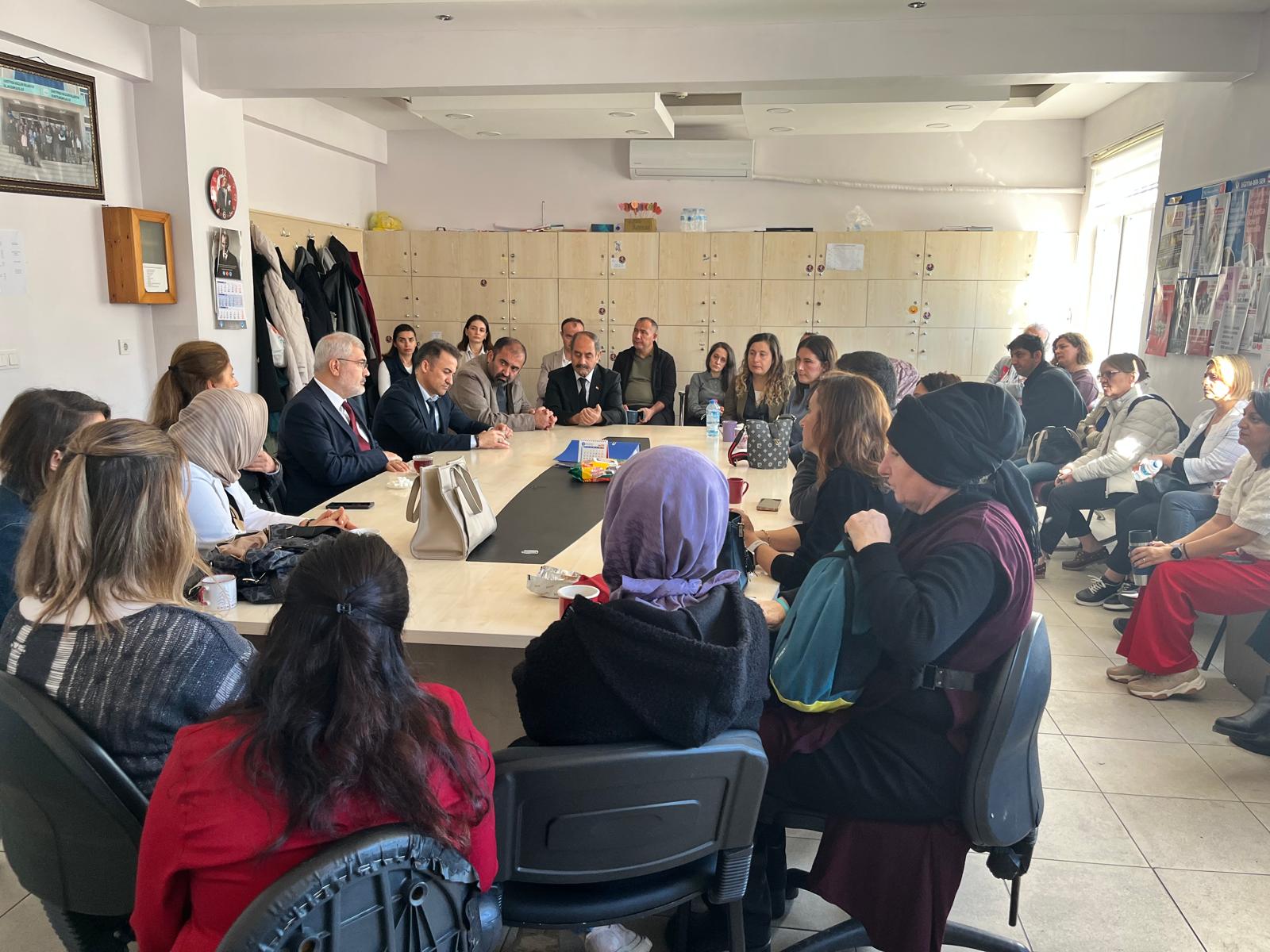 I M G 20251030 W A0009-2