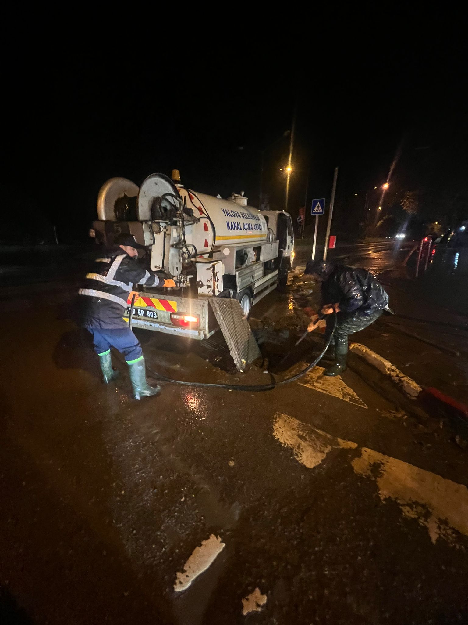 Sağanak Mesai̇si̇ (1)