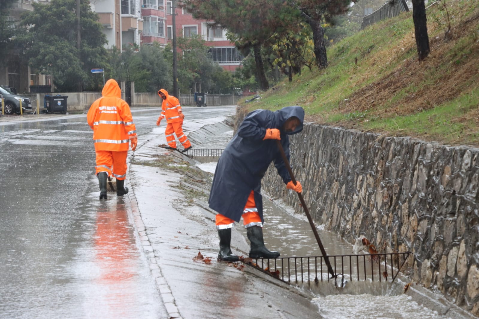 Sağanakla Mücadele (3)