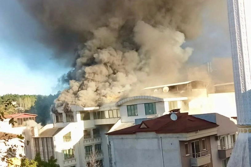 Termal De Otel Yangini Panik yarattı