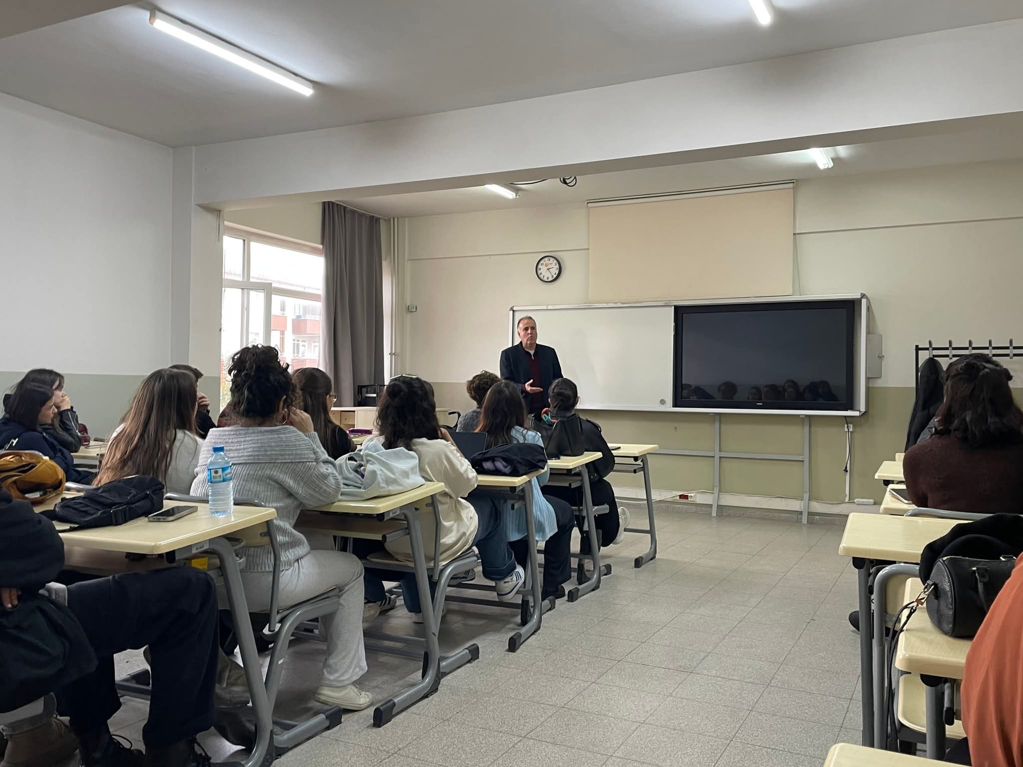 F B I M G 1762933461203