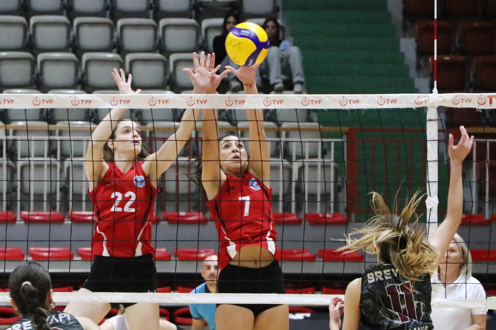 I M G 20251103 W A0020