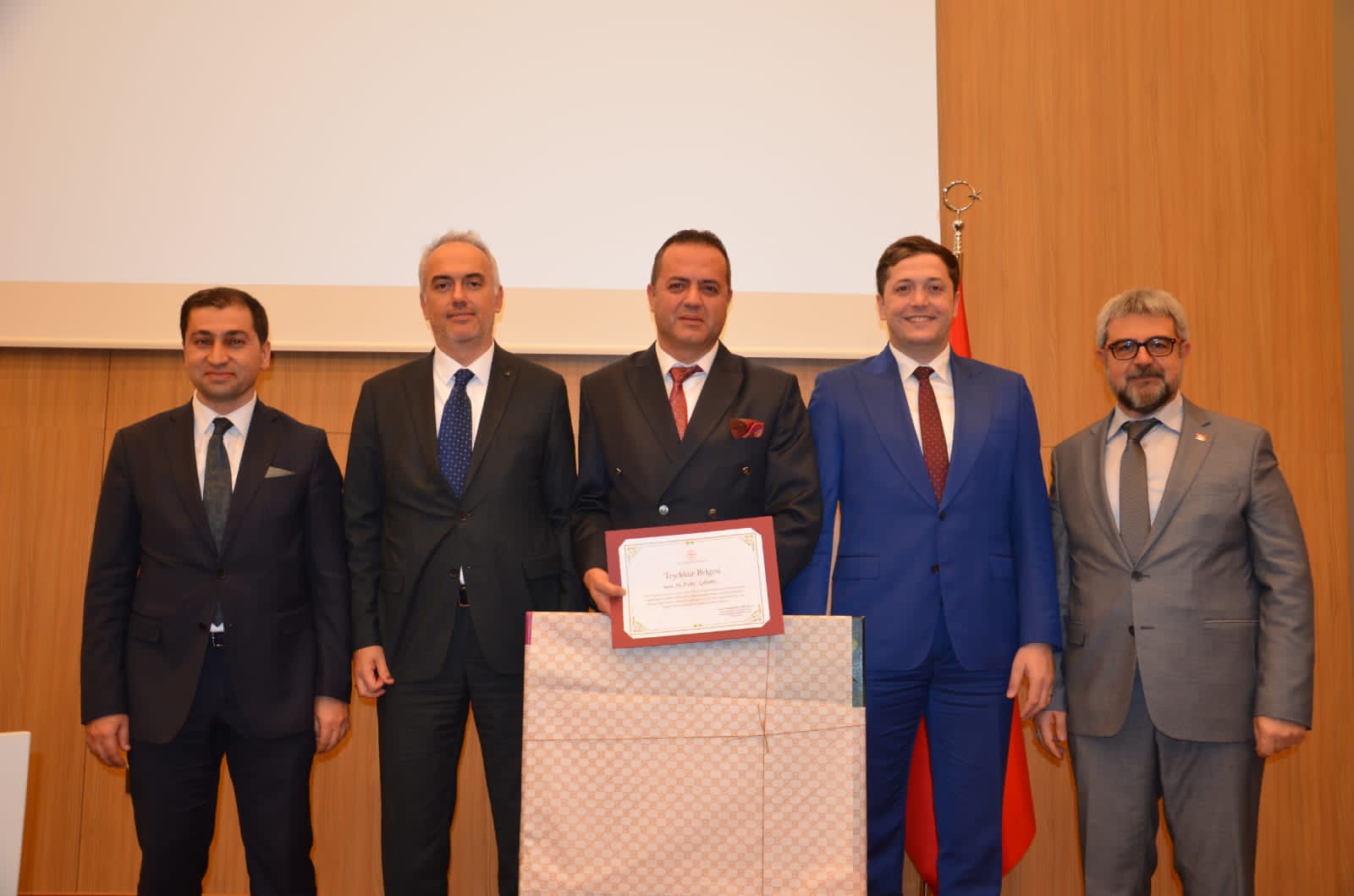 I M G 20251106 W A0054