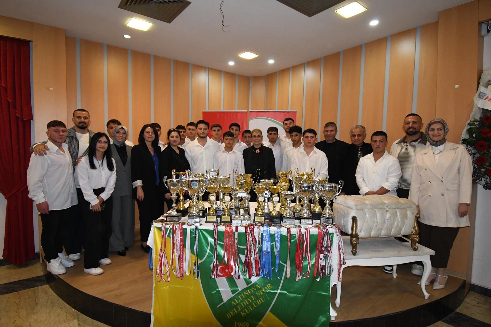 I M G 20251121 W A0041