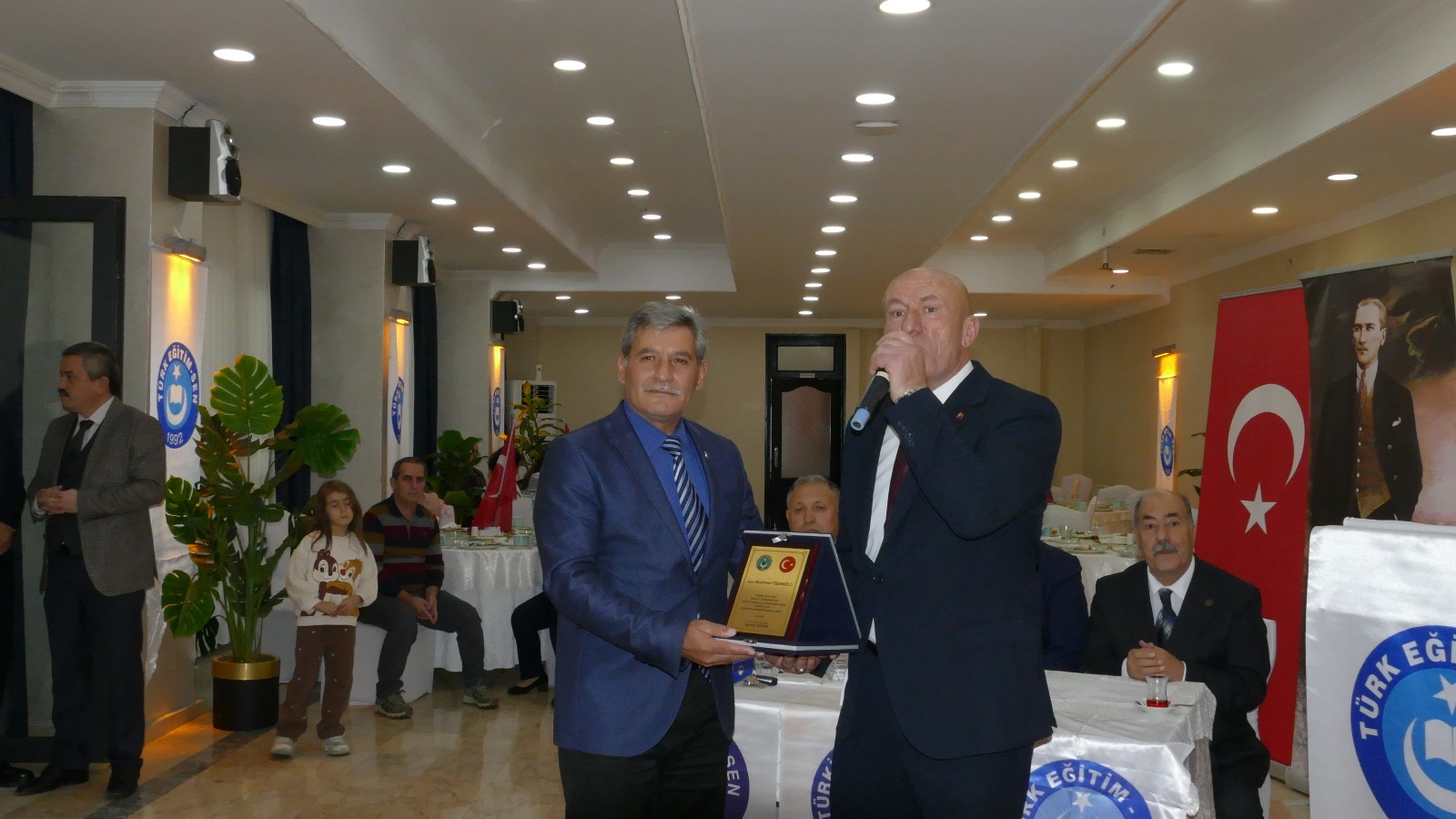 C49437E7 D8D1 442C Acb5 E2Cb4E8A32B0