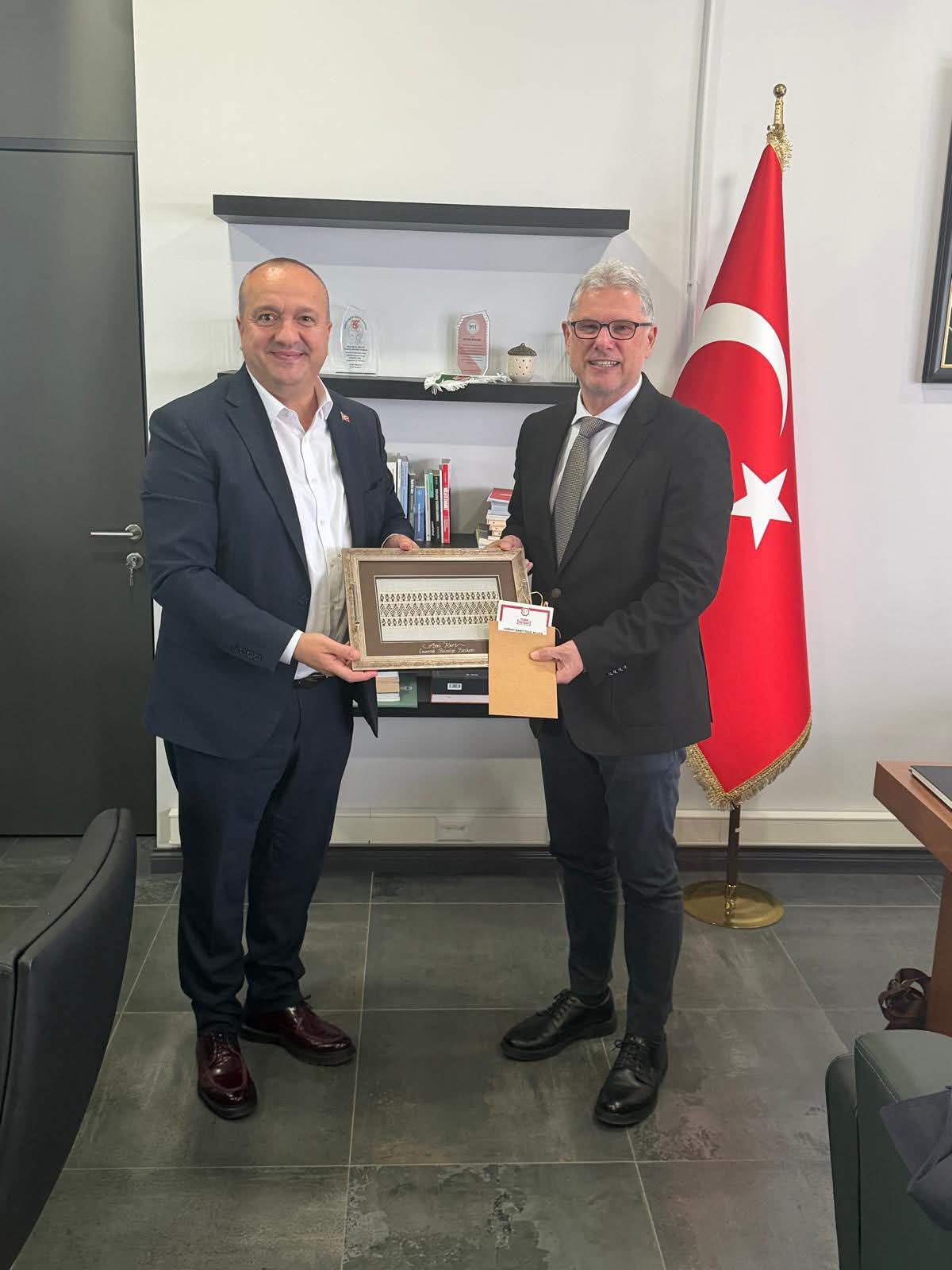 F B I M G 1765330538936