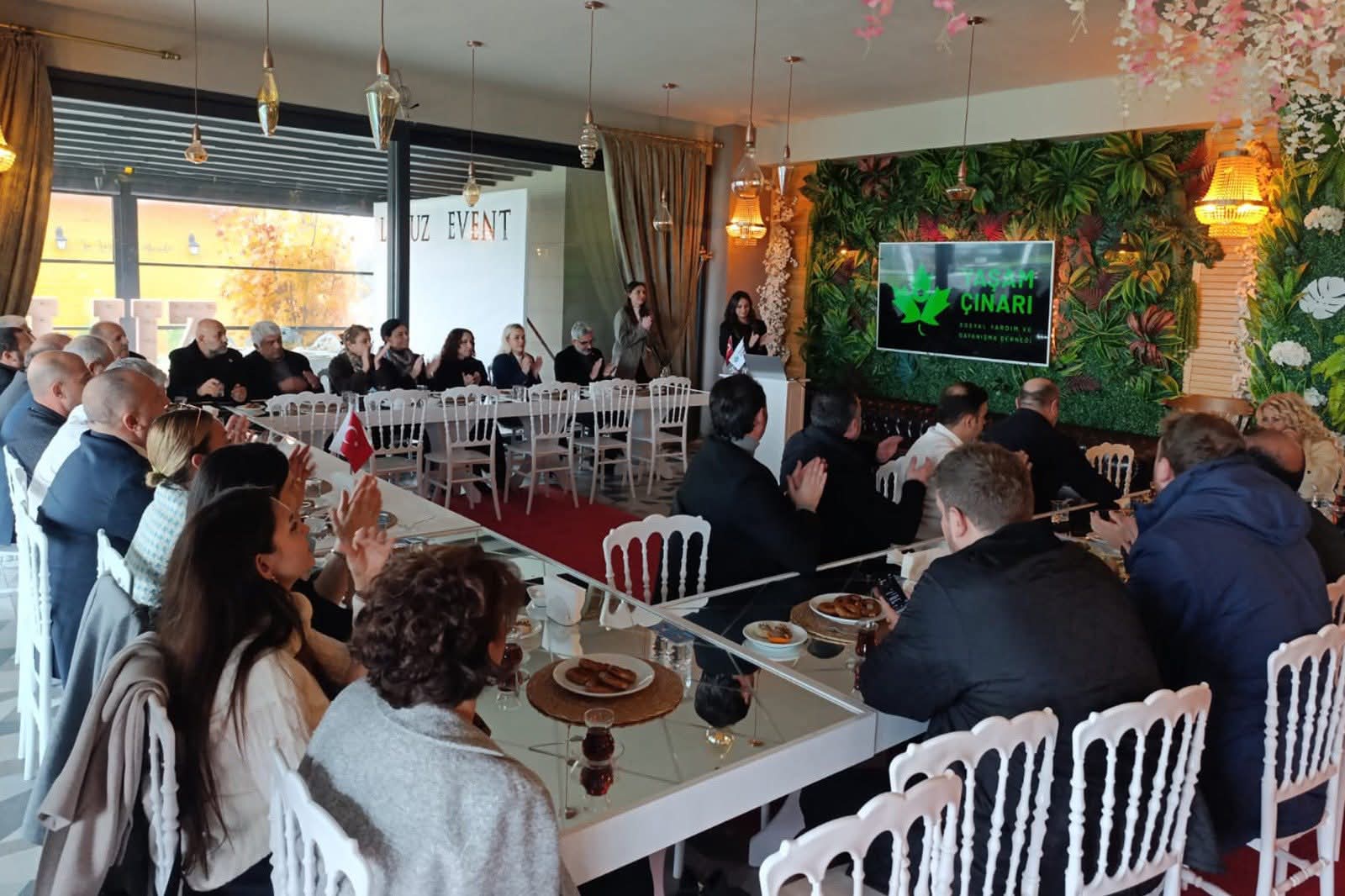 F B I M G 1766779132808