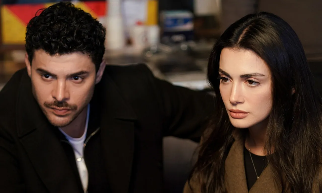 Gozleri Karadenizin Final Gecesinde Korkunc Olay Set Calisaninin Dovulerek Olduruldugü idfia edikdi