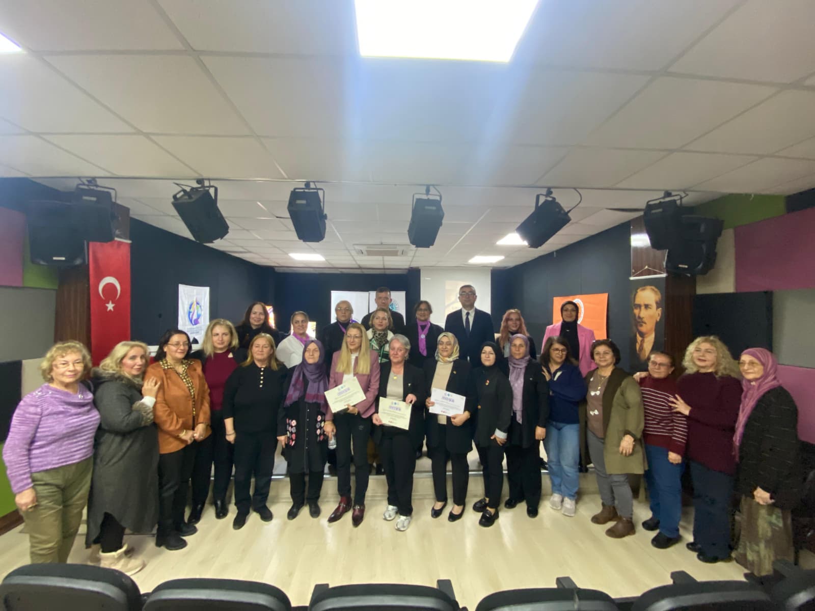 I M G 20251206 W A0003