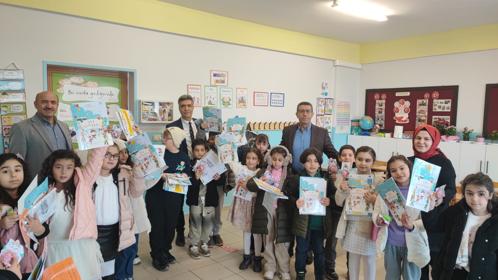 C7E9Ab75 D386 40B9 9Ded Ed4283F23Ed2