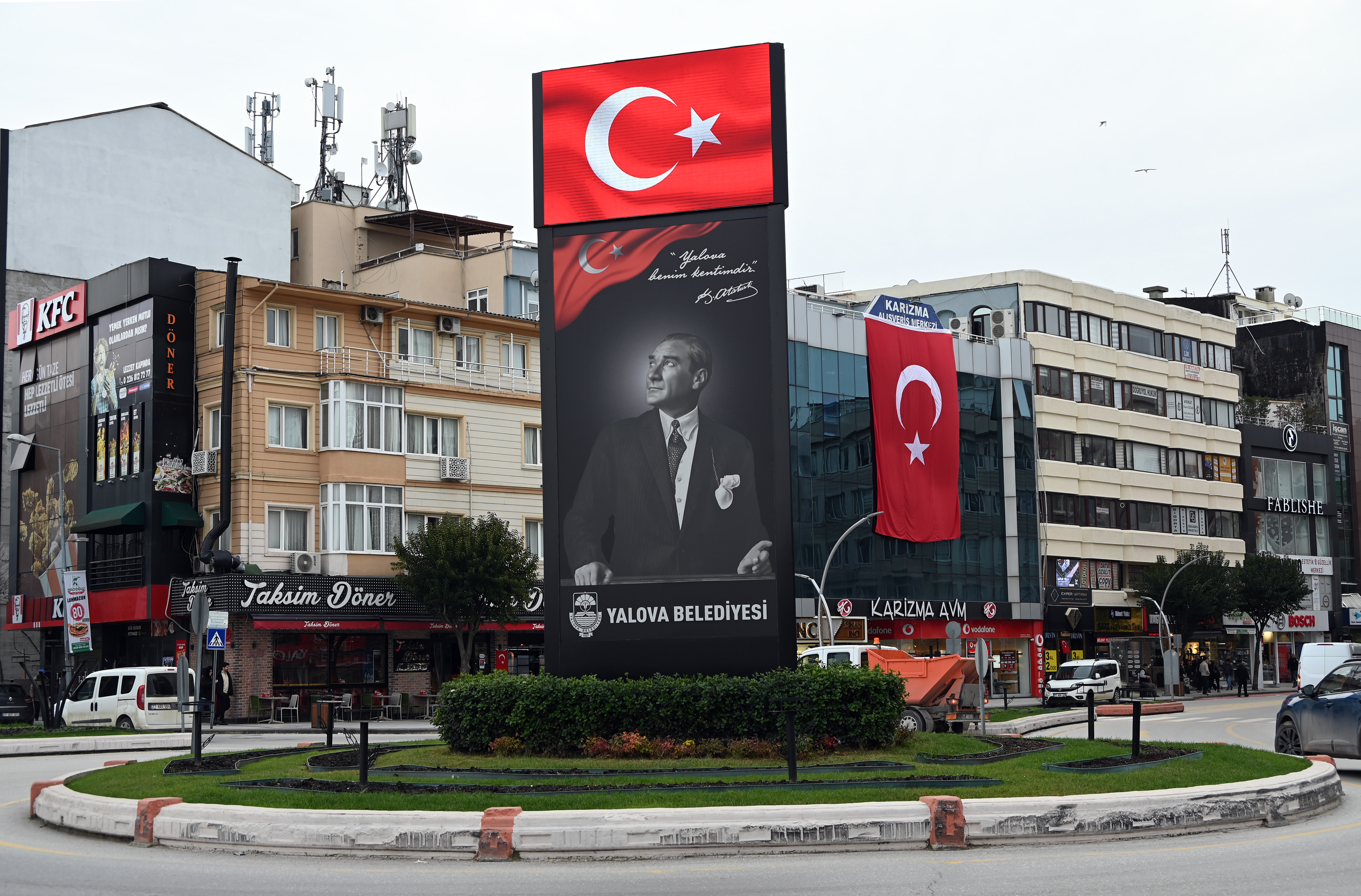 Yalova Belediyesi Türk Bayrağı (4)-1